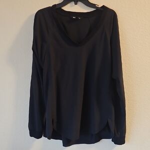 Athleta Classic Black Long Sleeve‎ Top Large